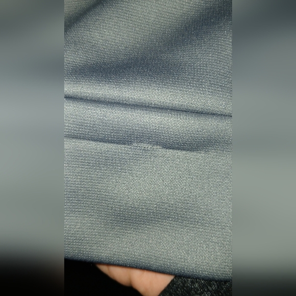 Under Armour Hoodie Men's Medium Athleisere Casual Wear - Picture 4 of 4